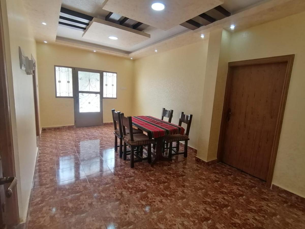 Farmer Stay Hostel Ουάντι Μούσα Εξωτερικό φωτογραφία