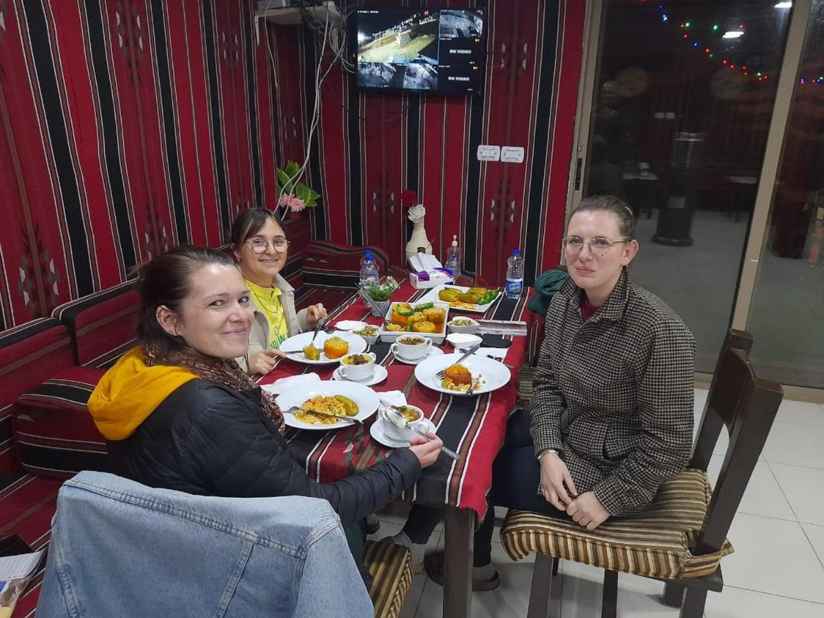 Farmer Stay Hostel Ουάντι Μούσα Εξωτερικό φωτογραφία